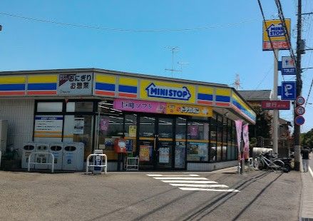 ミニストップ 泉新橋店の画像