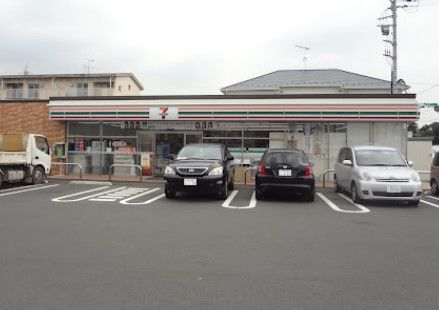 セブンイレブン 横浜阿久和南4丁目店の画像