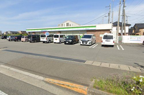 ファミリーマート 徳島北矢三町店の画像