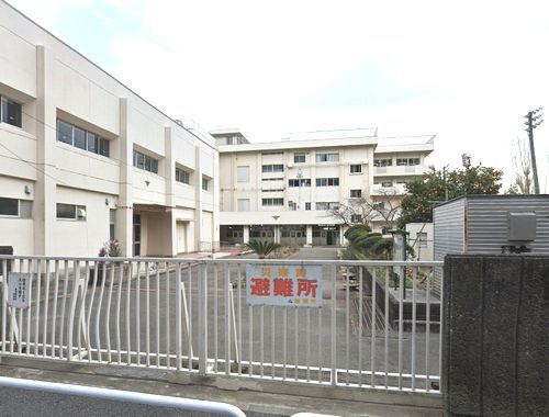 座間市立相模中学校の画像