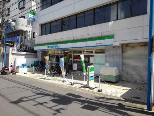 ファミリーマート 北松戸駅前店の画像