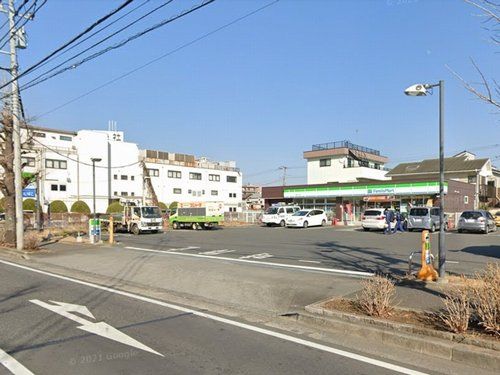 ファミリーマート清新六丁目店の画像