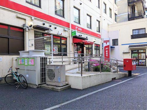 飯田橋駅東口郵便局の画像