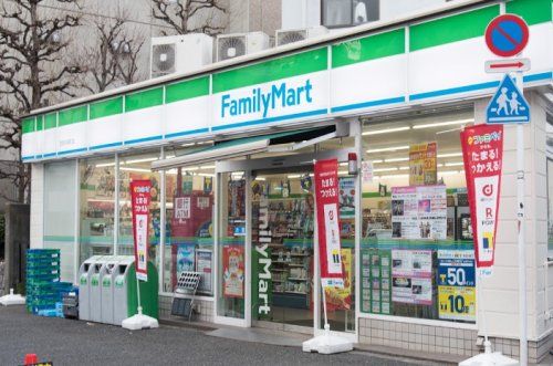 ファミリーマート２４６世田谷桜新町店の画像