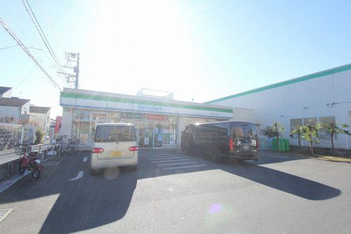 ファミリーマート 石神井台二丁目店の画像