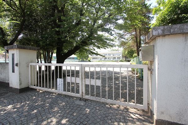 東久留米市立第六小学校の画像