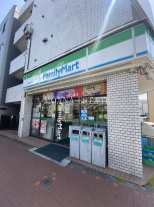 ファミリーマート 東青梅駅前店の画像