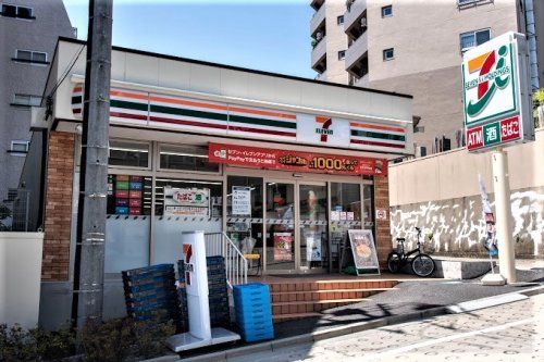 セブンイレブン 市谷左内町店の画像