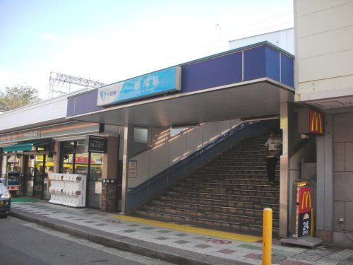 江ノ島線「鶴間」駅の画像