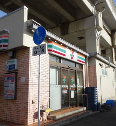セブンイレブン　川崎今井仲町店の画像