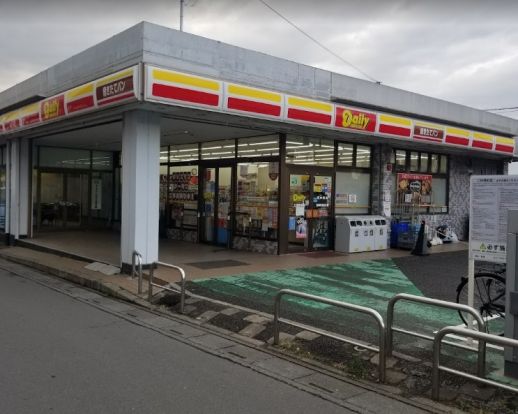 デイリーヤマザキ 七里駅前店の画像