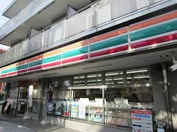 セブンイレブン 横浜岸根公園店の画像