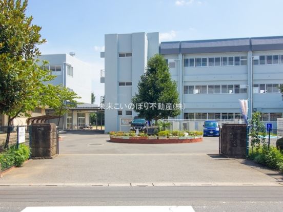 蓮田市立黒浜中学校の画像