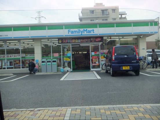 ファミリーマート葛飾鎌倉三丁目店の画像