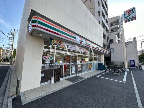 セブンイレブン 荒川３丁目店の画像