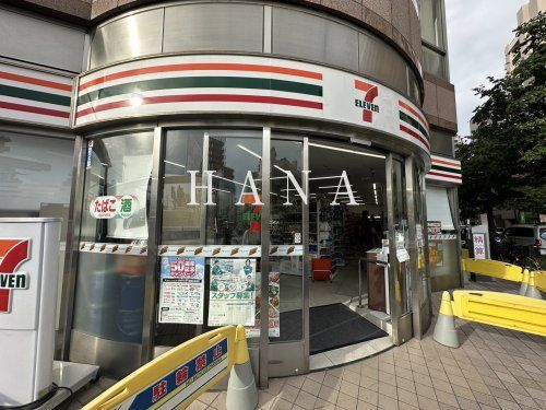 セブンイレブン 亀有駅前店の画像