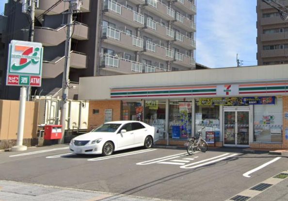 セブンイレブン 高松JR栗林駅前店の画像