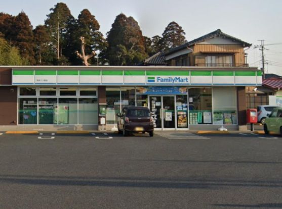 ファミリーマート 茂原六ツ野店の画像