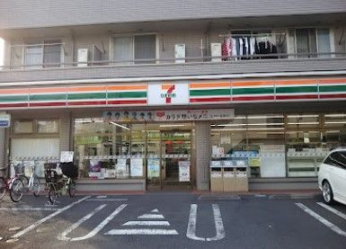 セブンイレブン 大和林間2丁目店の画像