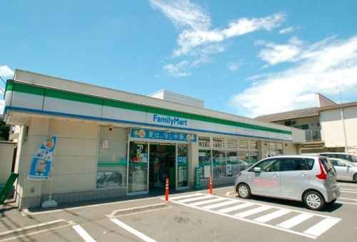 ファミリーマート 所沢けやき通り店の画像