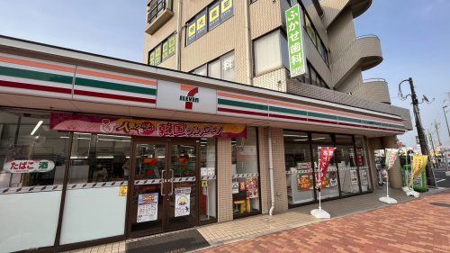 セブン-イレブン 立川 武蔵砂川駅前店の画像