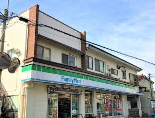 ファミリーマート 油屋秋谷店の画像