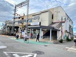 近鉄大阪線　高安駅の画像
