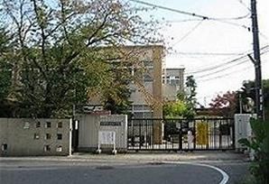京都市立桂東小学校の画像