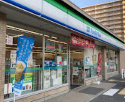 ファミリーマート 平野長吉出戸店の画像