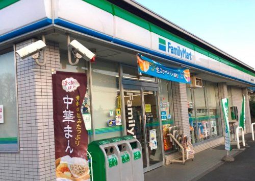 ファミリーマート 圏央道鶴ヶ島西店の画像