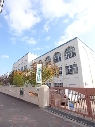 神戸市立本山第二小学校の画像