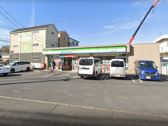 ファミリーマート 大和西鶴間店の画像