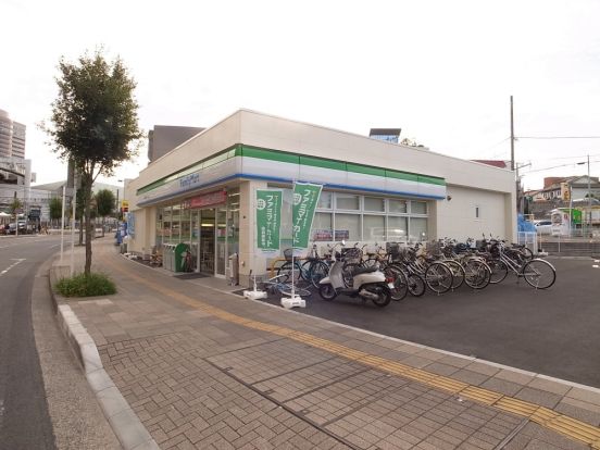 ファミリーマート　千葉弁天二丁目店の画像