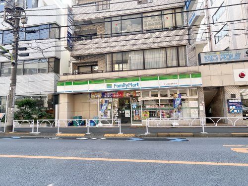 ファミリーマート サンズ経堂駅北店の画像