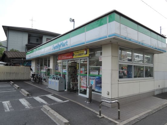 ファミリーマート東大阪若江本町店の画像