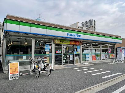 ファミリーマート 南千住五丁目店の画像