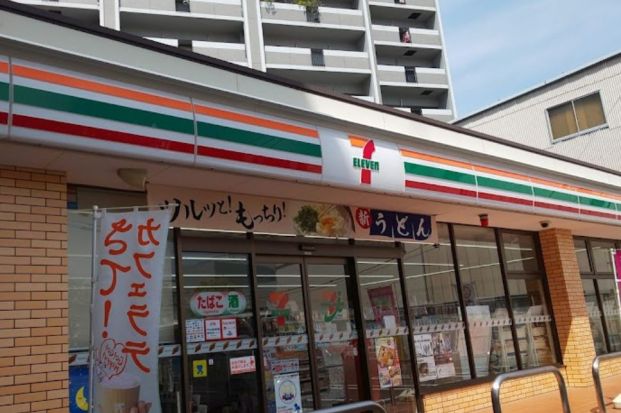 セブンイレブン 裕島舟入中町店の画像