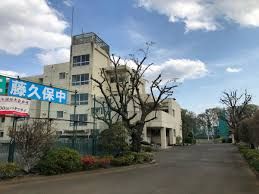 三芳町立藤久保中学校の画像