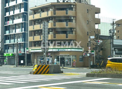 ファミリーマート 熱田金山南店の画像