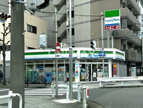 ファミリーマート 新栄一丁目店の画像