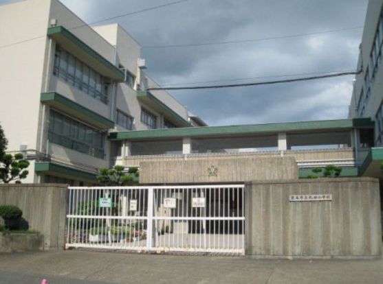 茨木市立太田中学校の画像