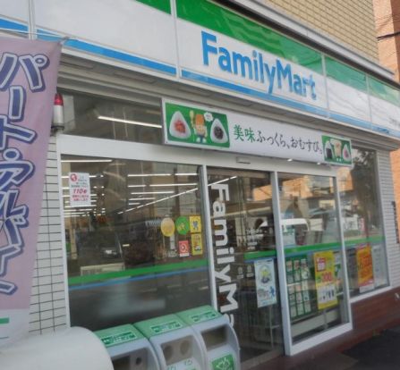 ファミリーマート 江東境川店の画像