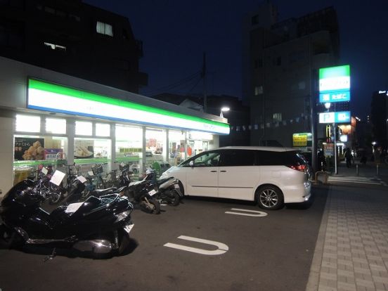 ファミリーマート「中幸町3丁目店」の画像