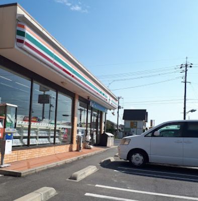 セブンイレブン 倉敷連島鶴新田店の画像