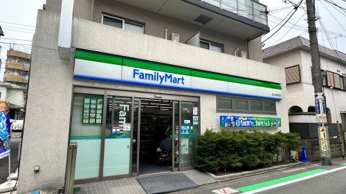 ファミリーマート 桜上水駅北店の画像