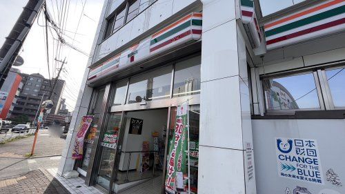 セブン-イレブン 東大和市駅北口店の画像