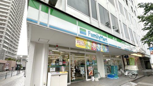 ファミリーマート 聖蹟桜ヶ丘店の画像