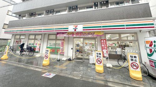 セブンイレブン千歳烏山駅西口店の画像