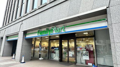 ファミリーマート 朝日生命代田橋ビル店の画像