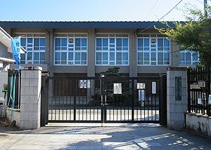 京都市立桂小学校の画像